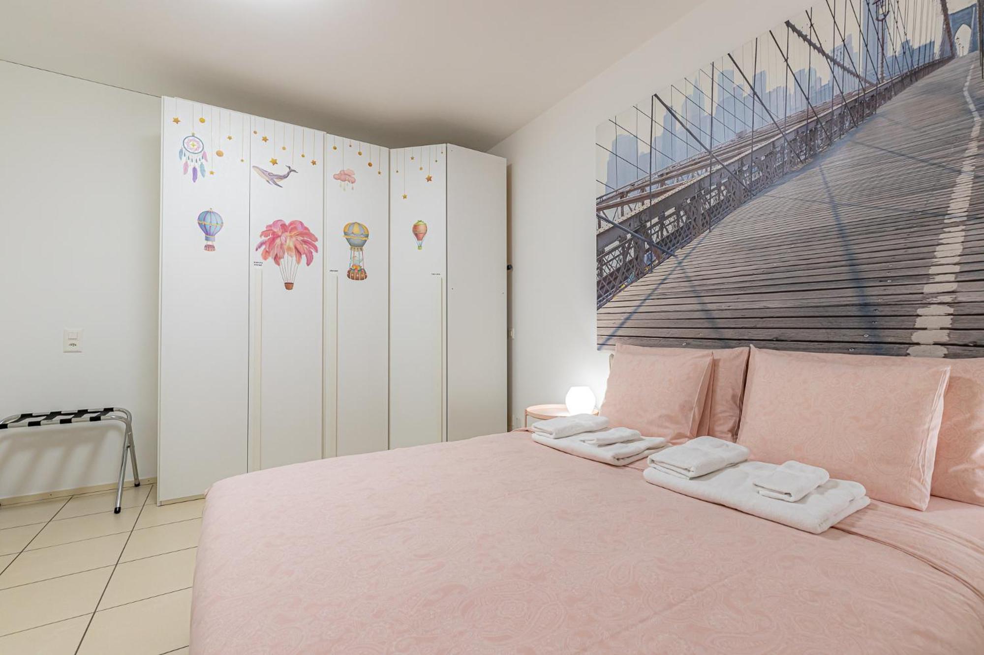 Lugano Station Apartment with FREE PARKING
