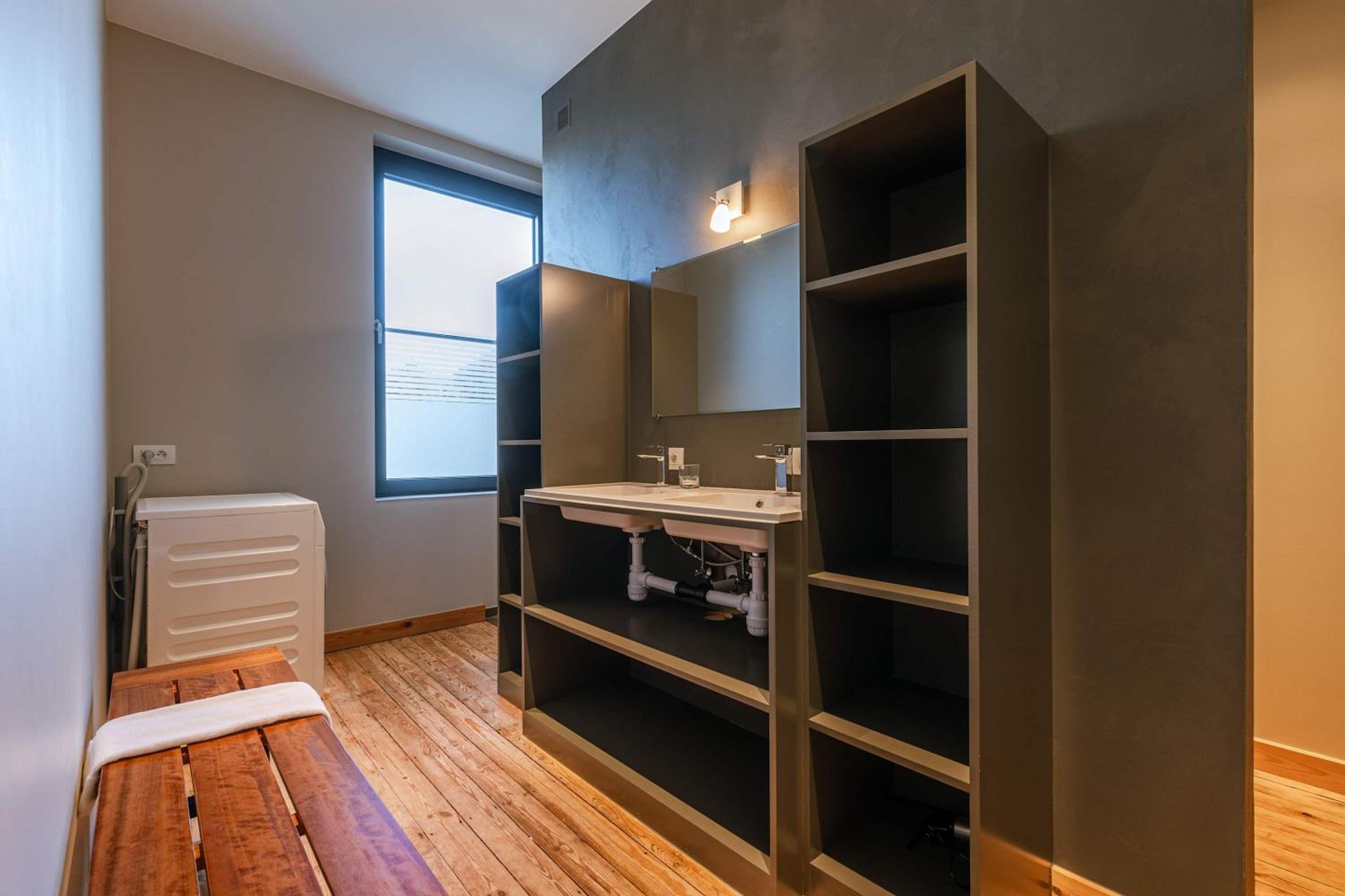 Huswell - House Tilo: A blend of heritage, scenery, and comfort for 8 Guests
