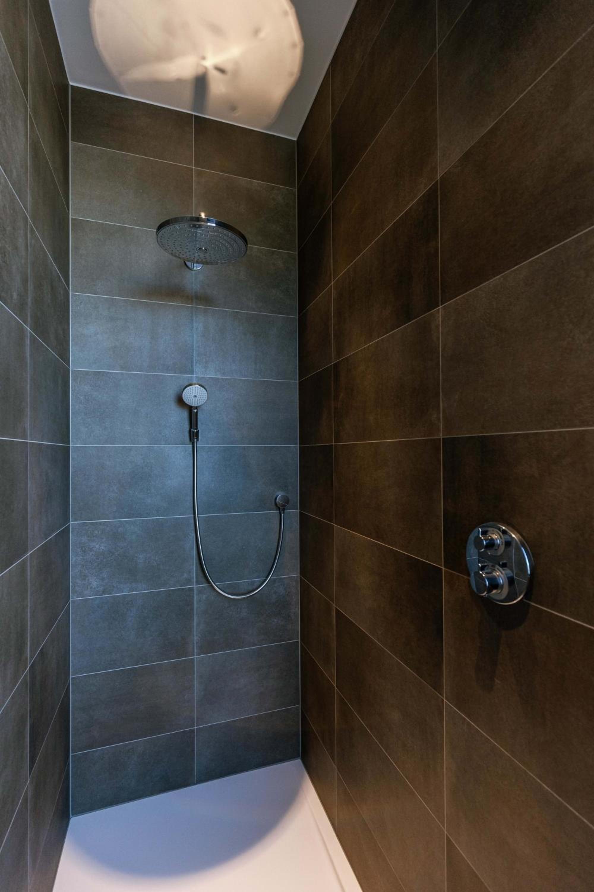 Huswell - House Tilo: A blend of heritage, scenery, and comfort for 8 Guests