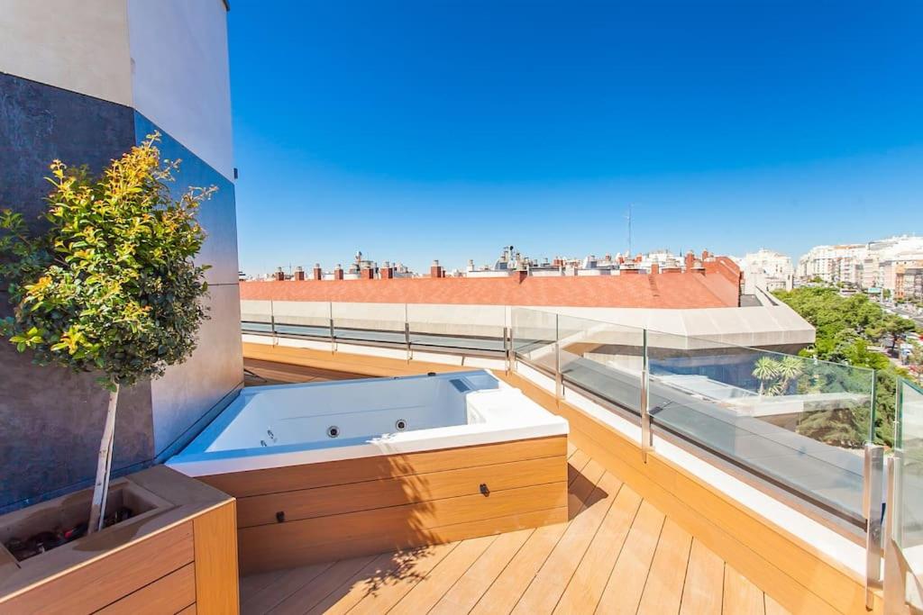 Penthouse private jacuzzi Castellana