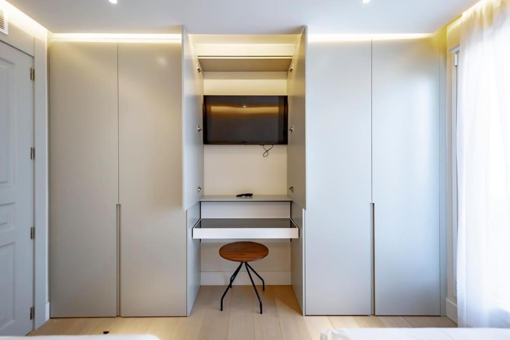 Penthouse private jacuzzi Castellana