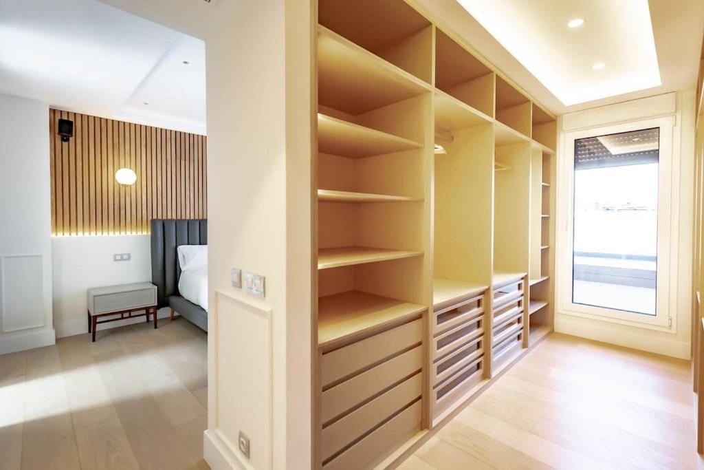 Penthouse private jacuzzi Castellana