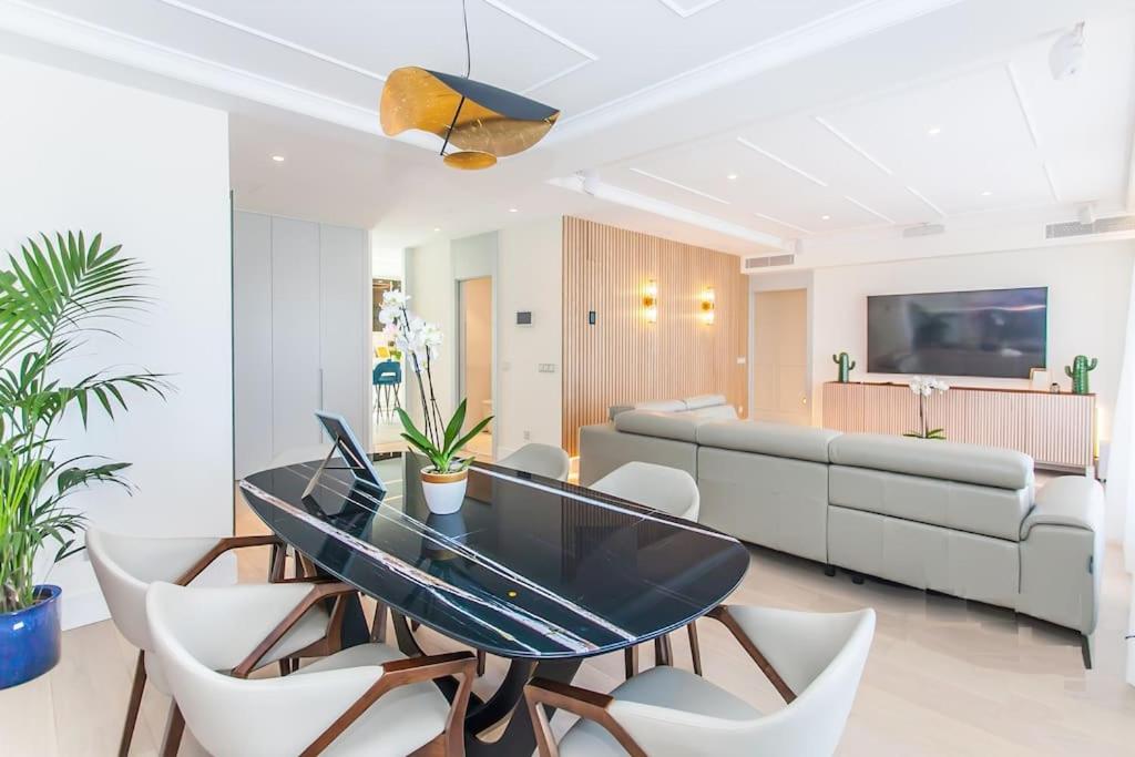 Penthouse private jacuzzi Castellana