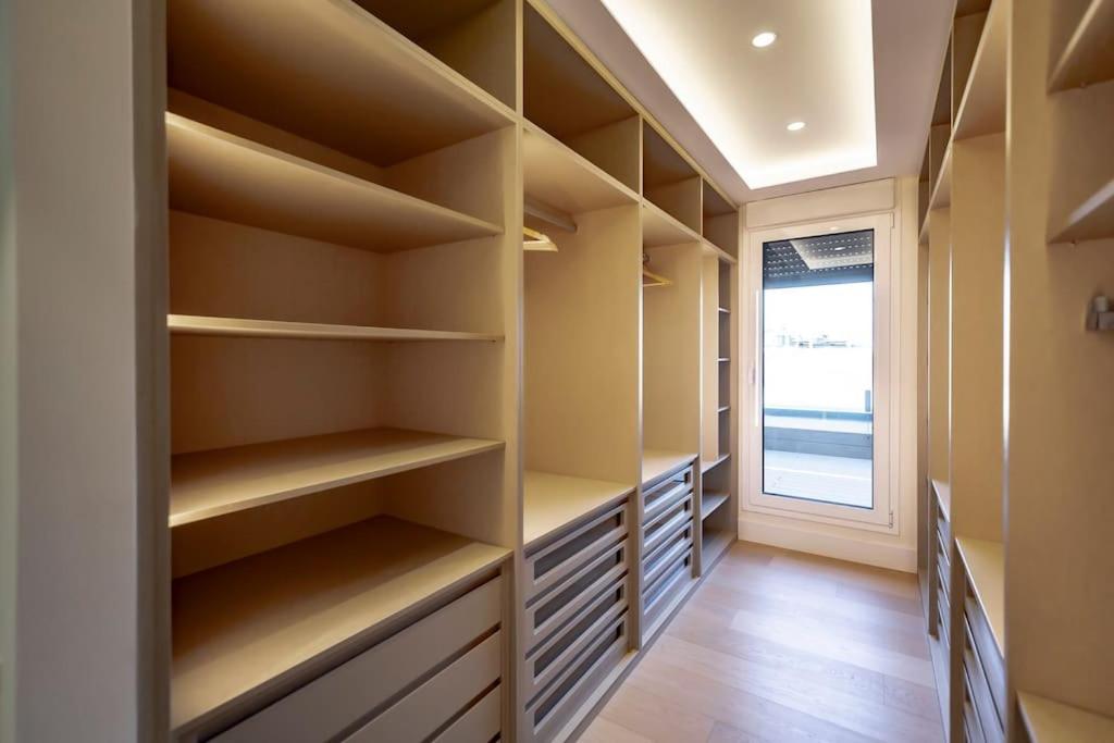 Penthouse private jacuzzi Castellana