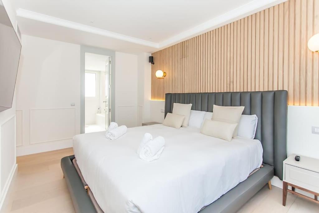Penthouse private jacuzzi Castellana