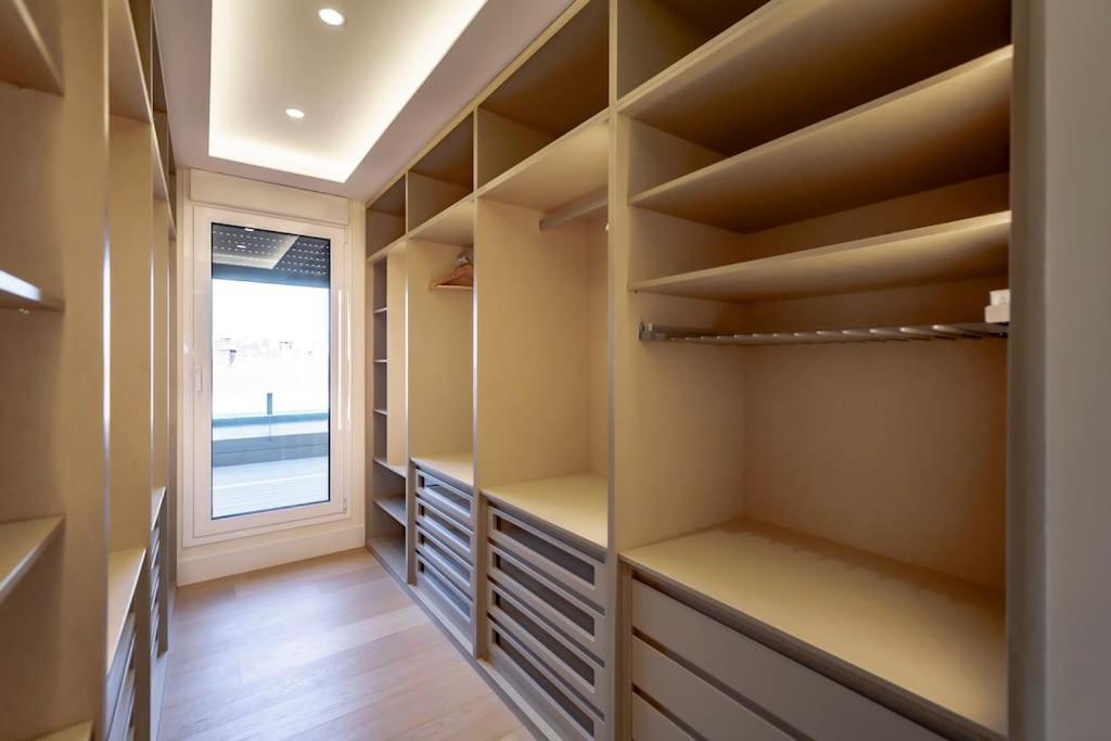 Penthouse private jacuzzi Castellana