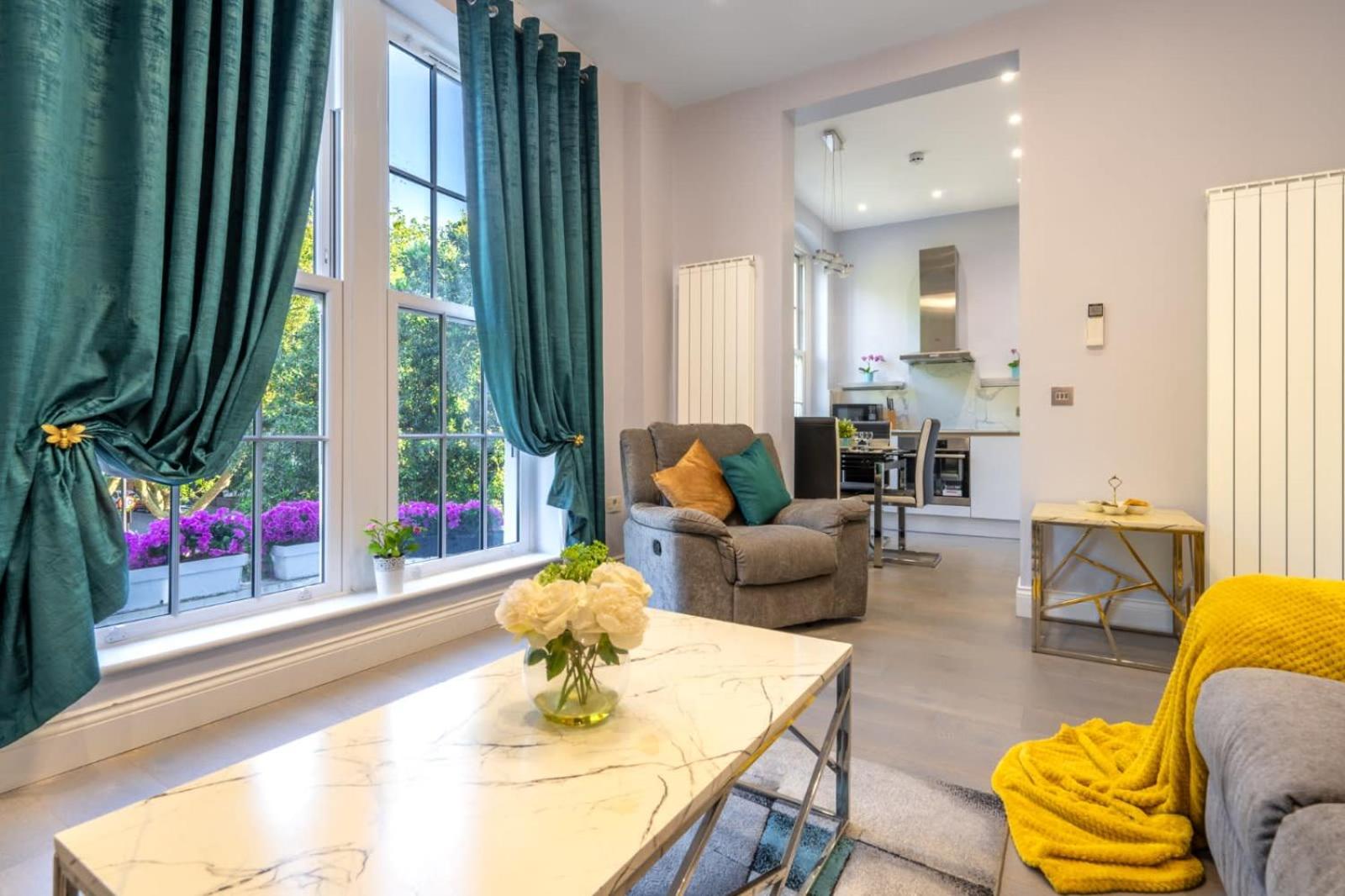 Maida Vale - Carlton Vale Apartments