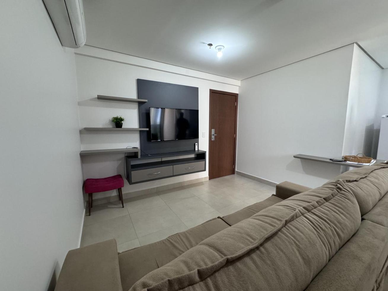 Apart hotel bem localizado com piscina Palmas TO