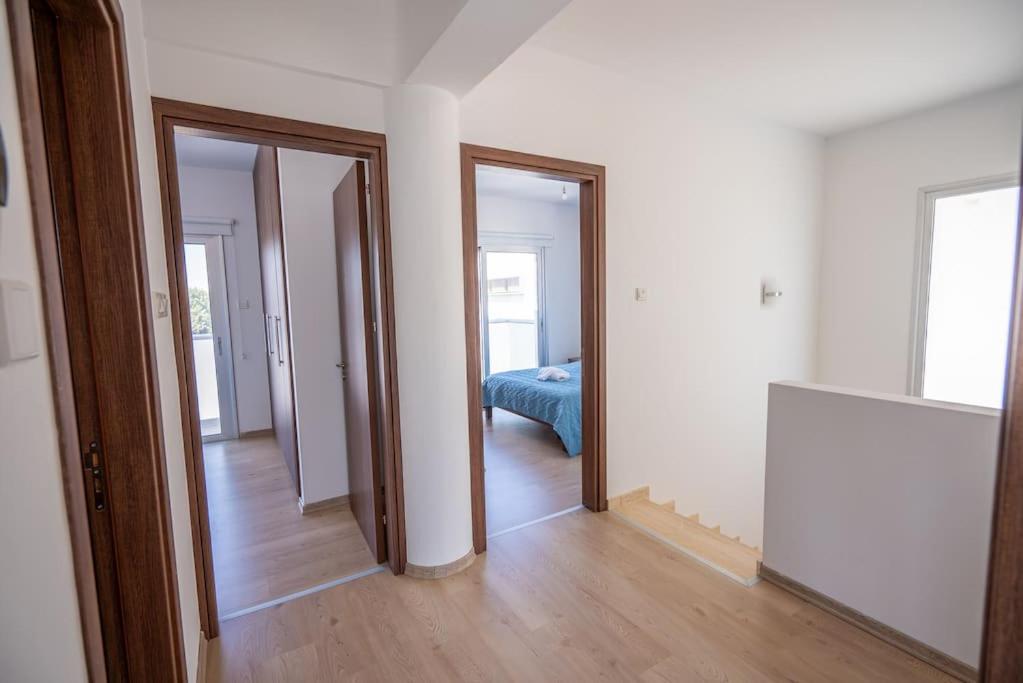 Hubstay - Blue Harmony Villa in Protaras - 5 min Walk to the Beach
