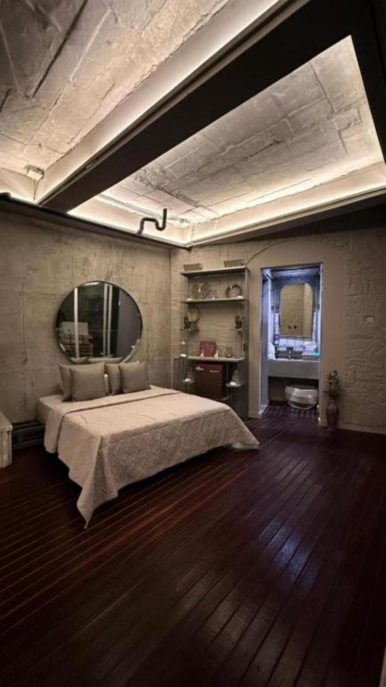 EleMYNT LifeStyle Hotel