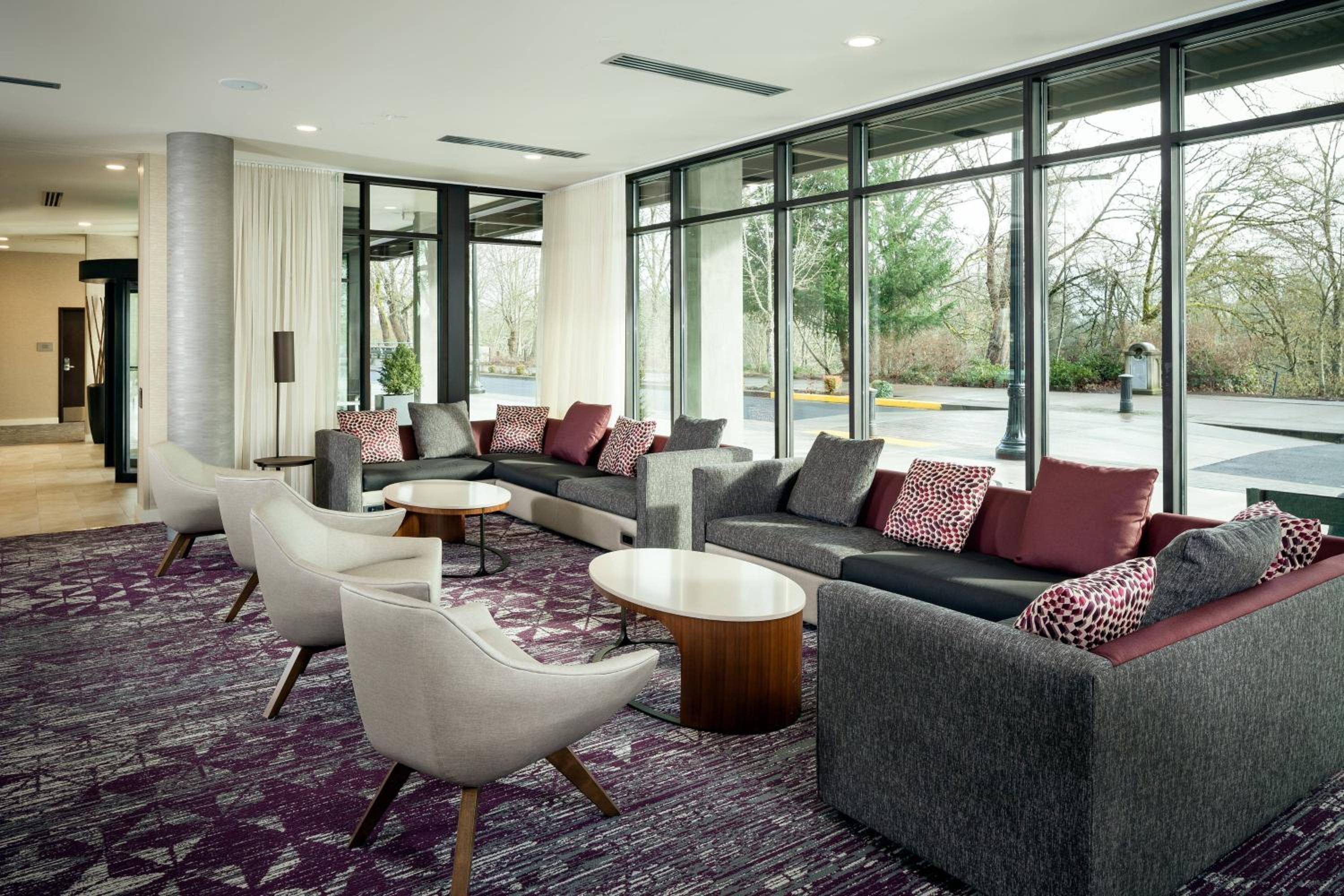 Albany Vacations - Courtyard by Marriott Corvallis - Property Image 4