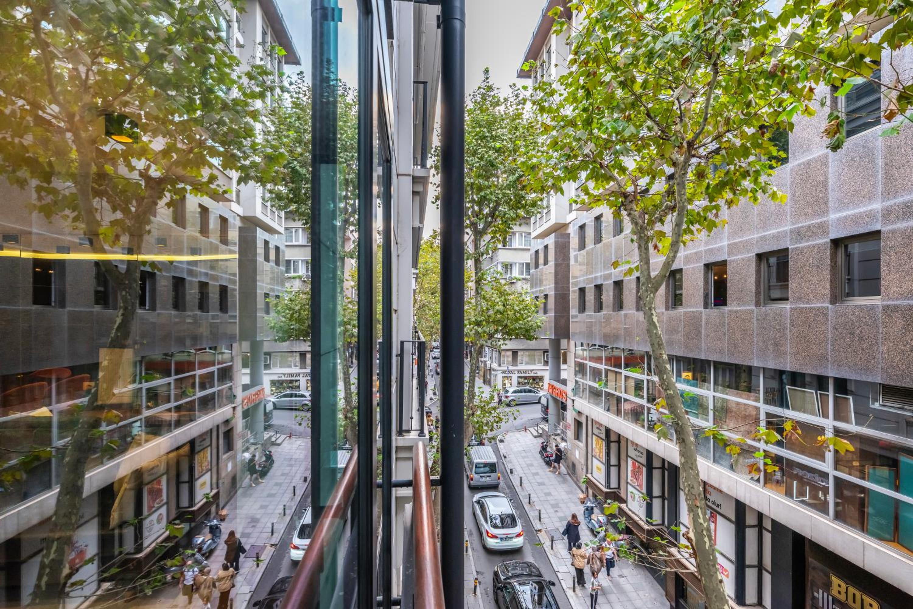 Deger 16 Residences