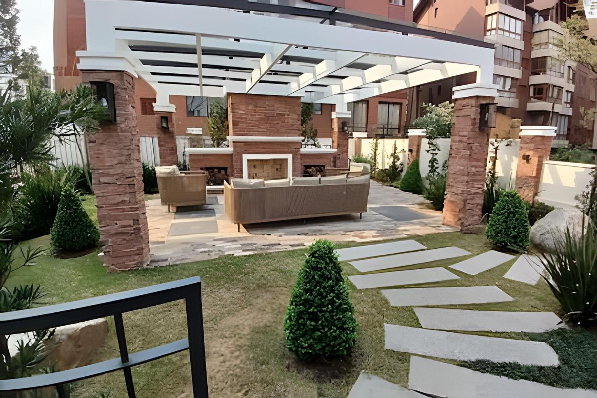 Siga Gramado - Luxo em cores no centro!