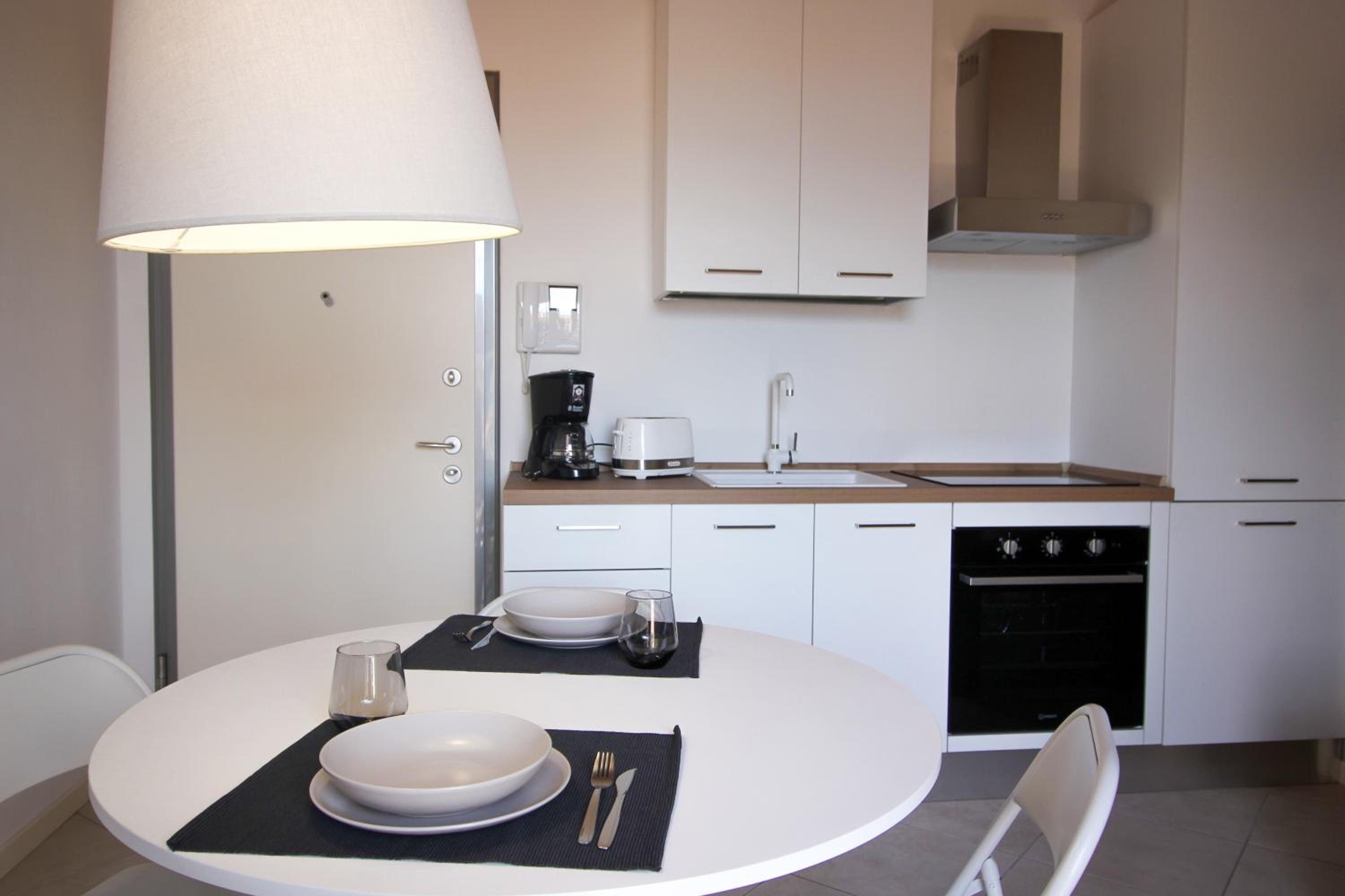 Ginny House Lake - charming flat with pool