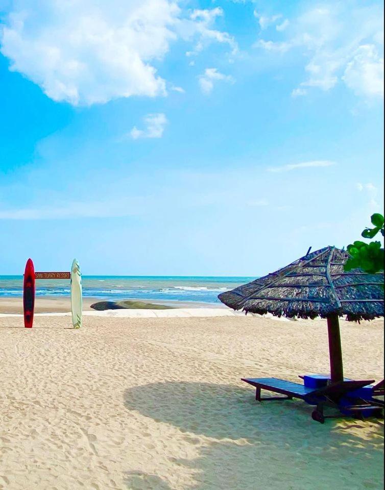 Premium BEACHFRONT VILLA 5 BEDROOMS 1000M2 SANCTUARY HO TRAM RESORT ll BBQ view 3