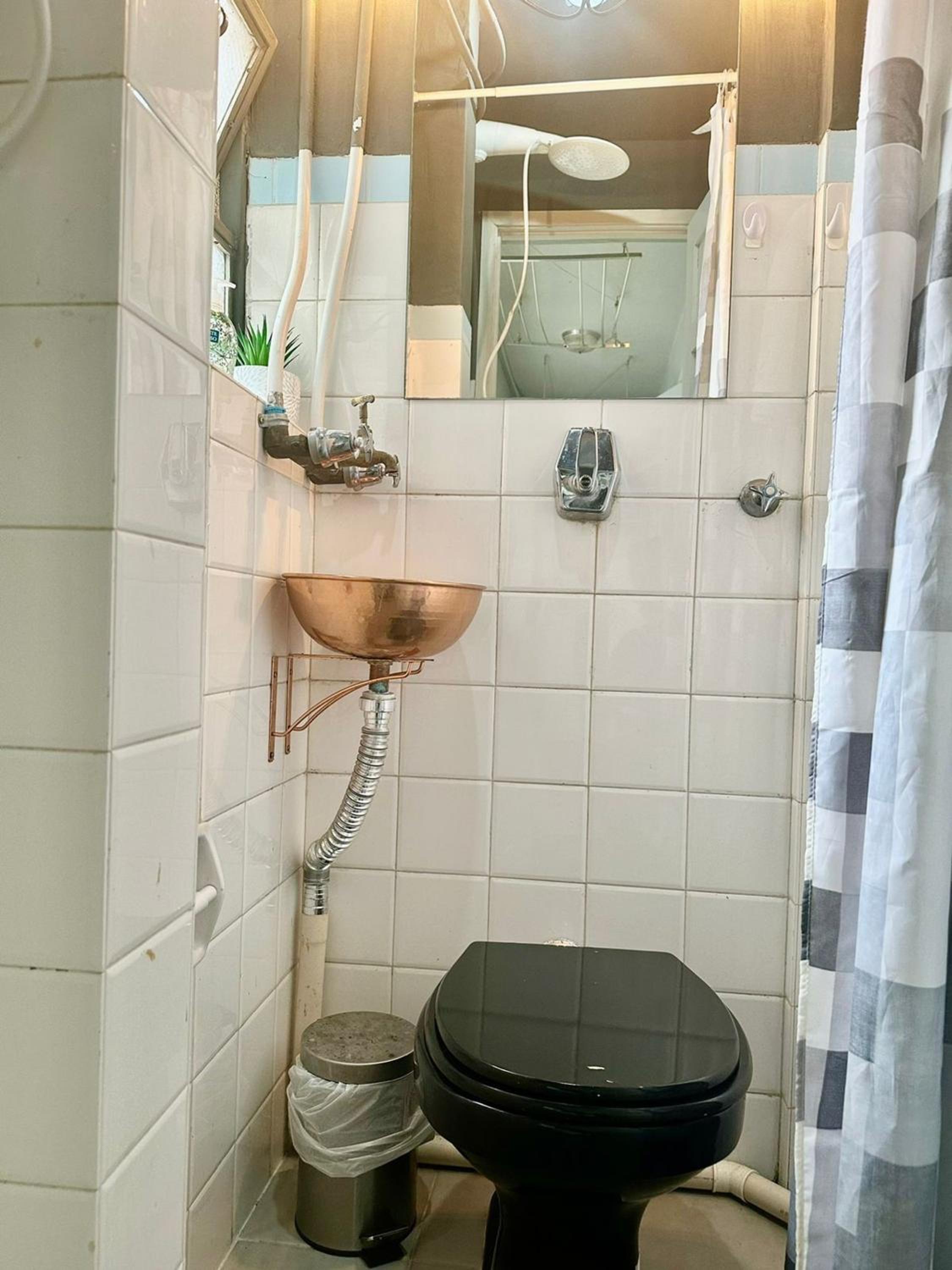 Apartamento retrô dentro da Rua Coberta