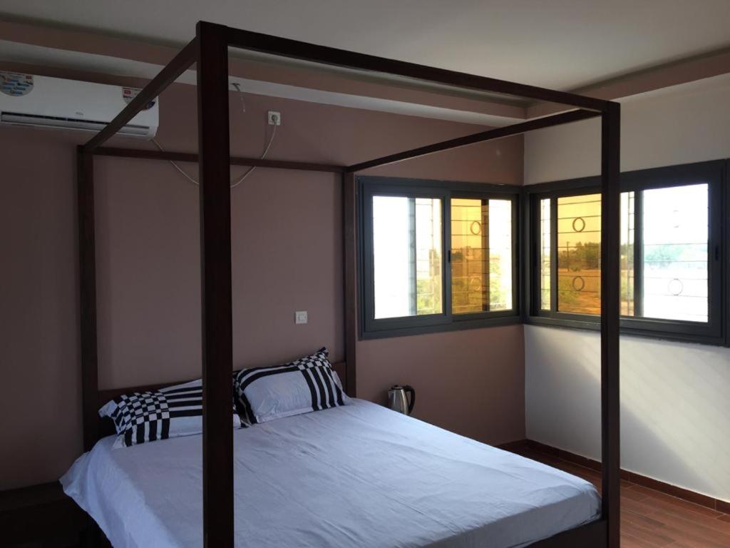 Villa 4 chambres Avec piscine à saly view 4