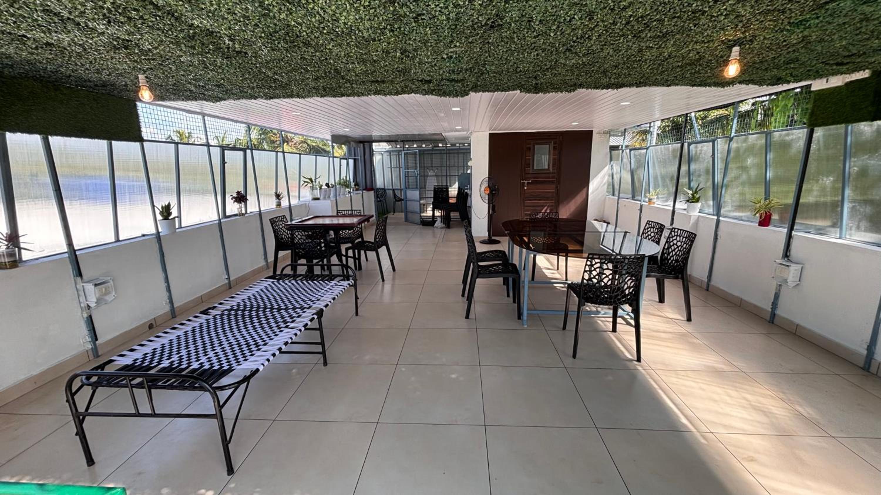 lounge