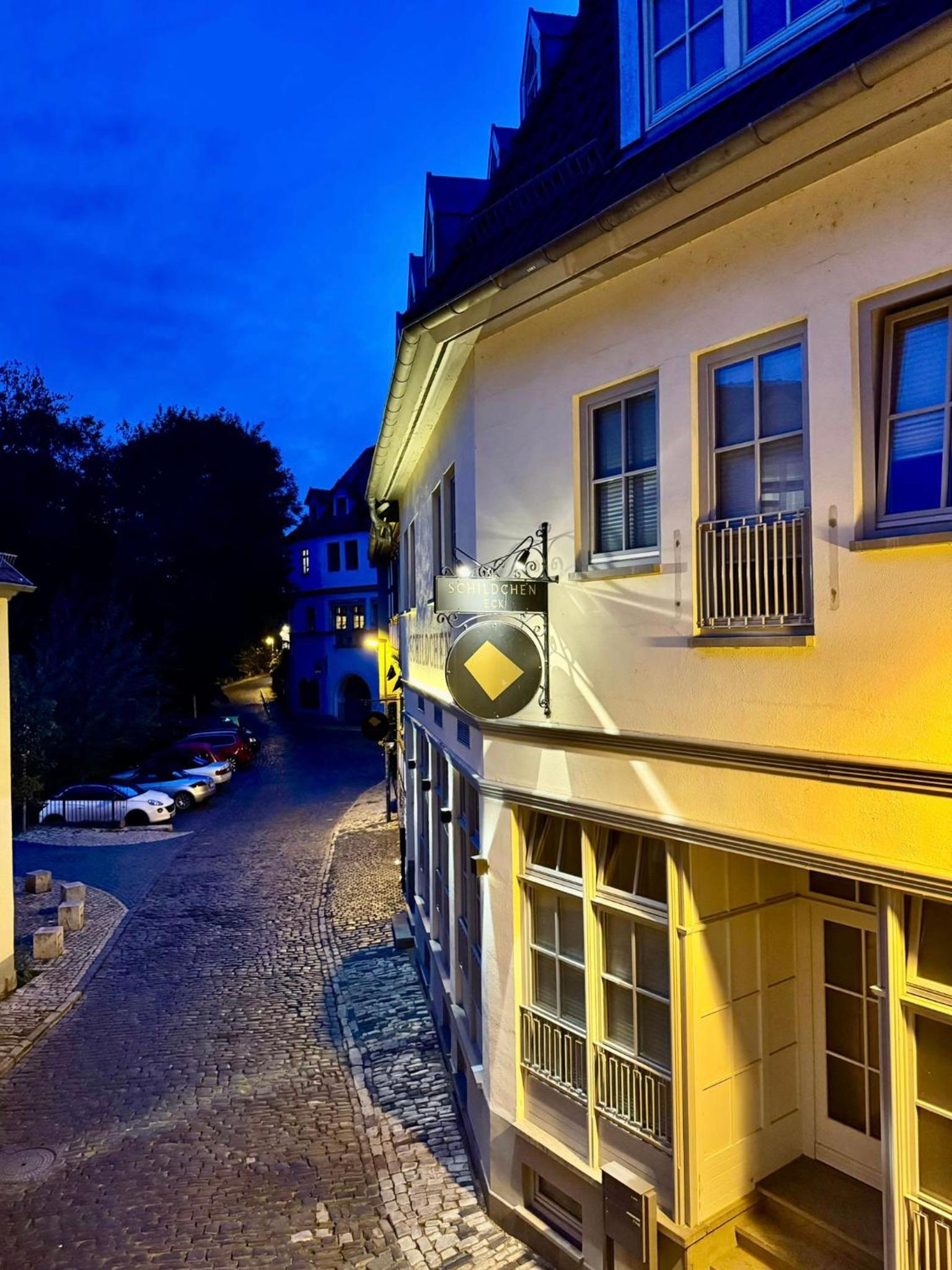 Ferienwohnung Schildblick Modernes Apartment direkt in der Altstadt von Erfurt nahe der Krämerbrücke - beste Innenstadtlage