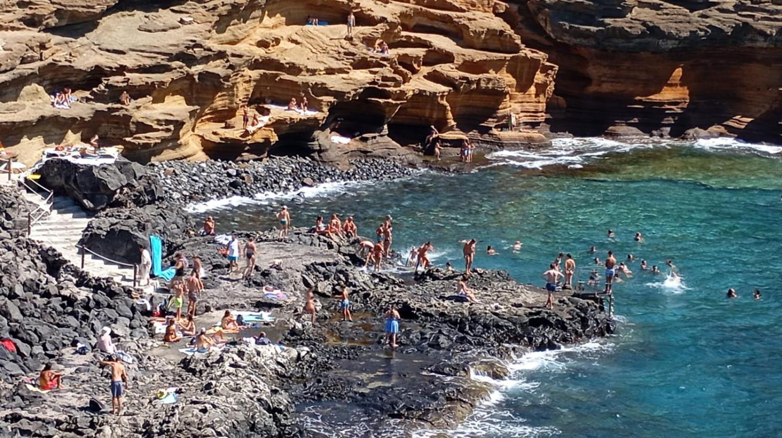 Sul mare Atlantico intero appartamento con piscina