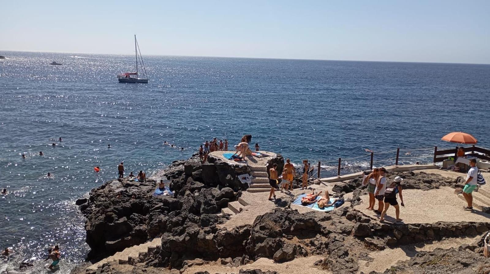 Sul mare Atlantico intero appartamento con piscina