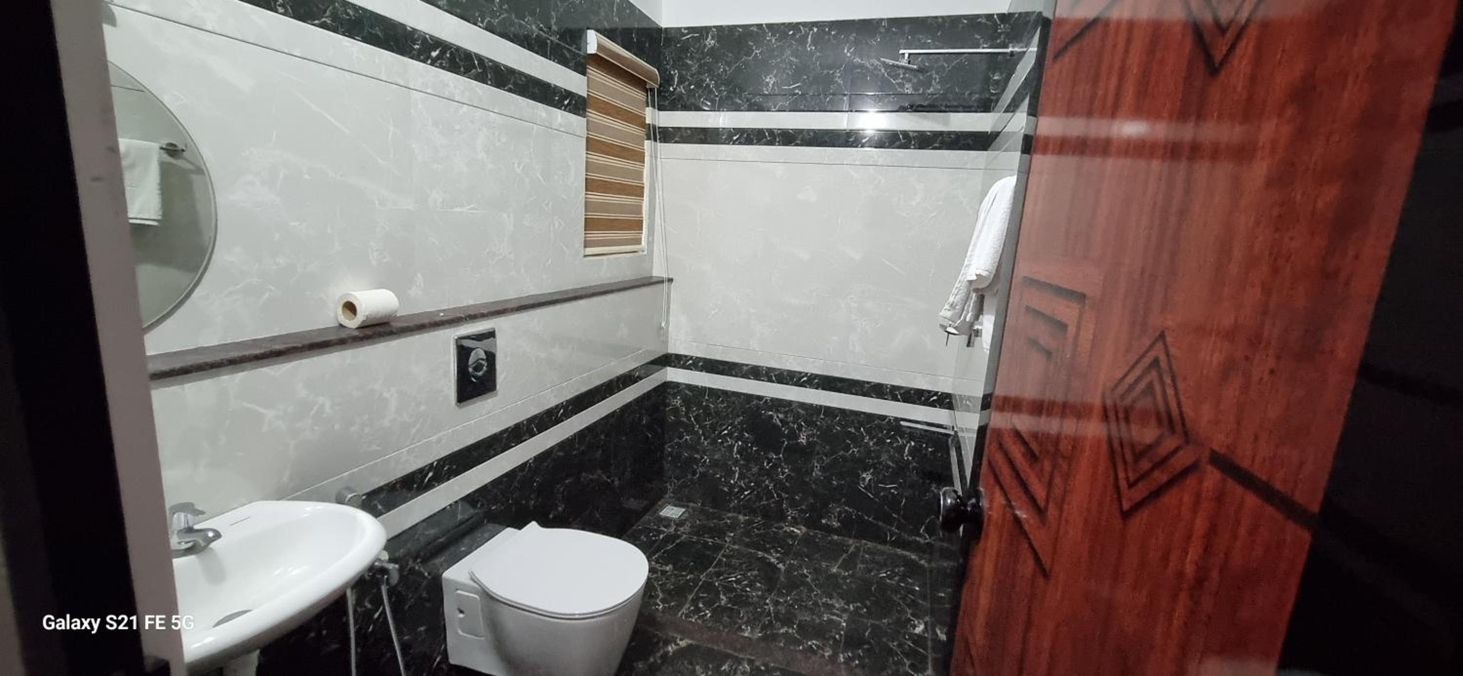 Riverview villa