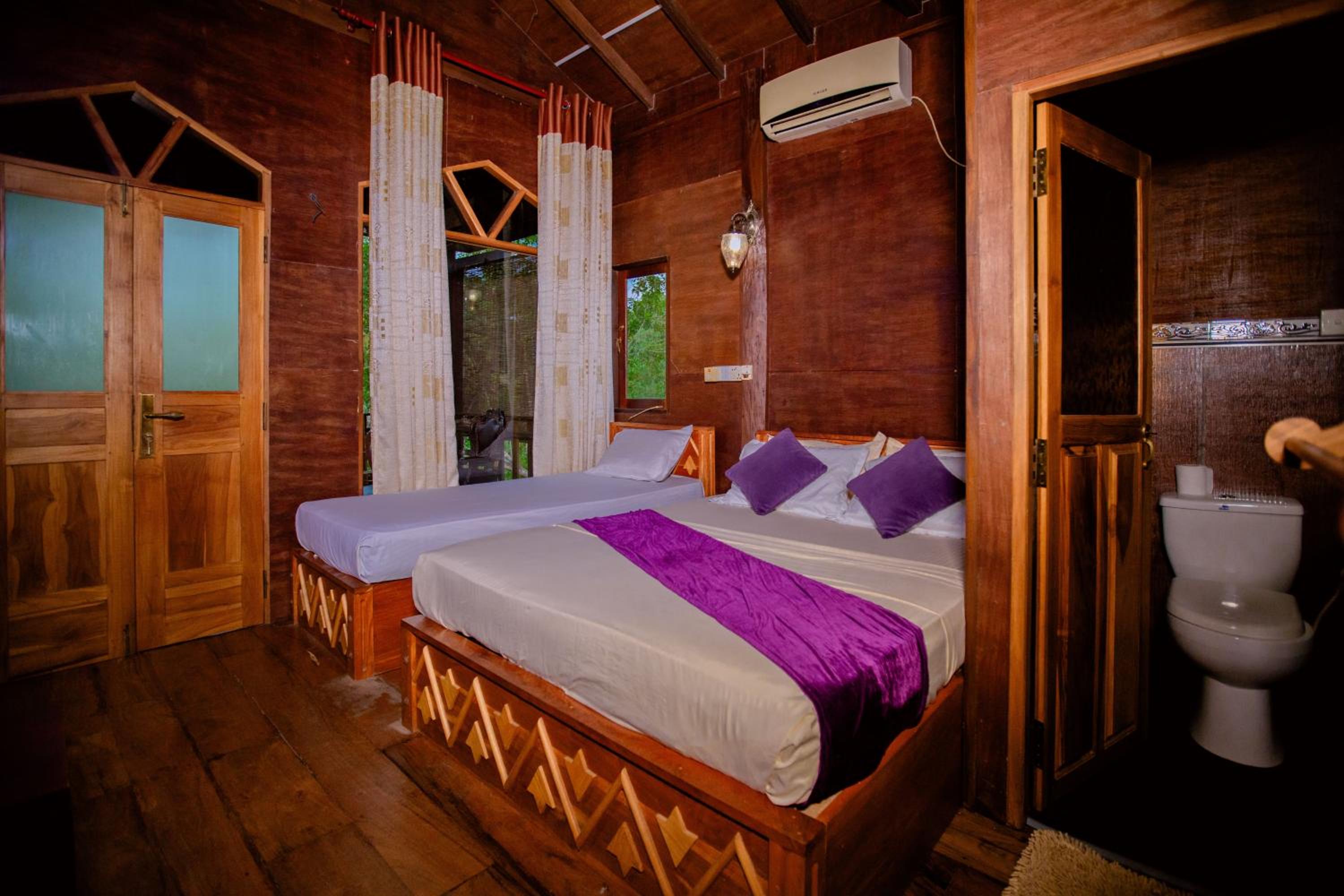 Yala River Face Inn