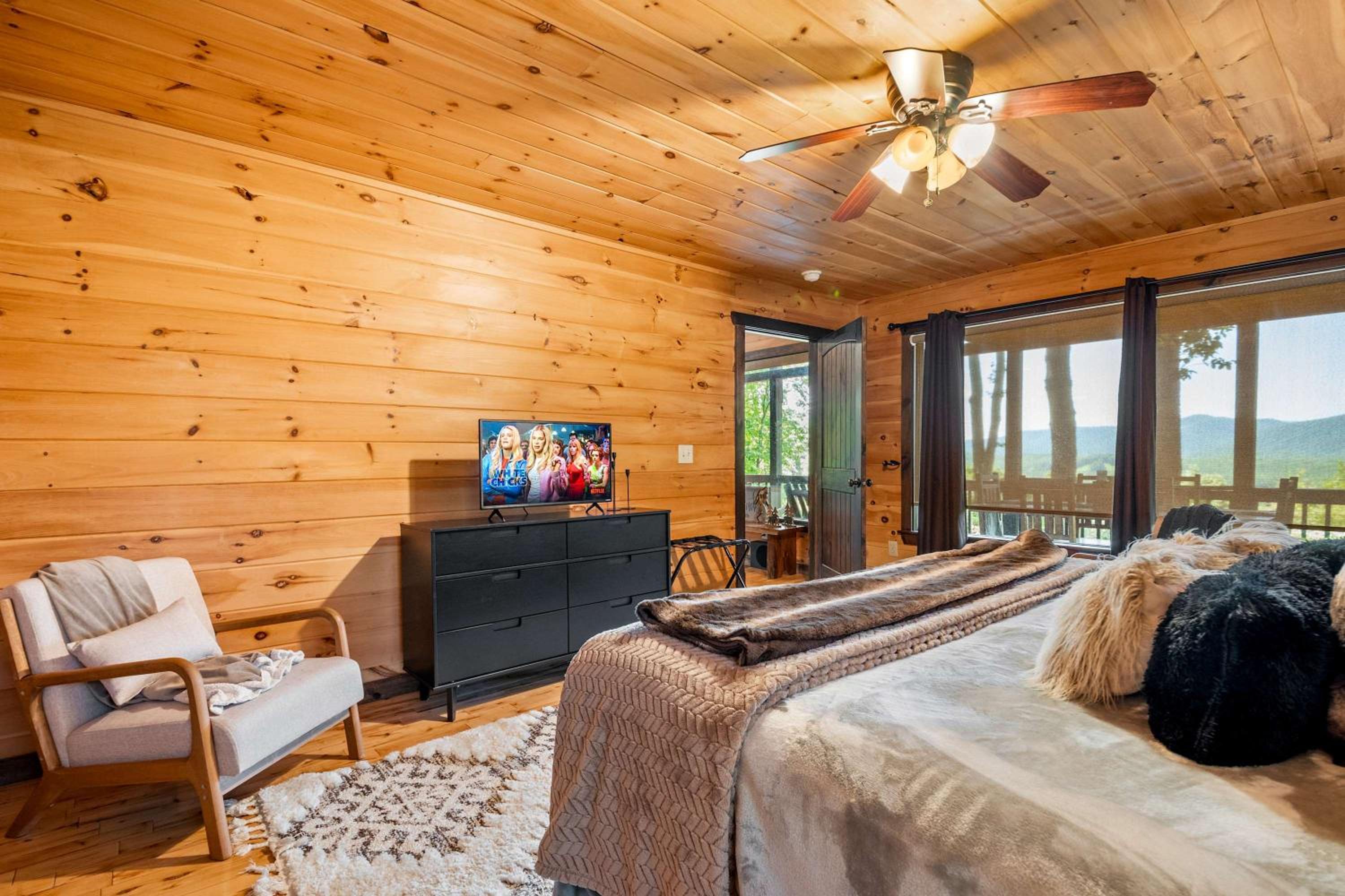 30 percent off thru July 5 Insane Views Hot Tub Game Room