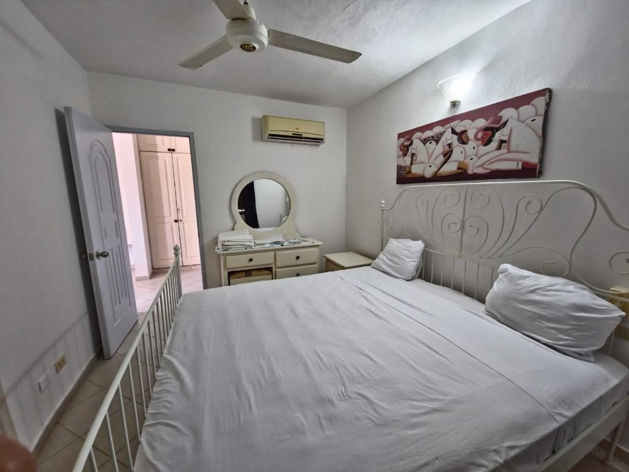 Apts dentro de Residencial Soficu Eden