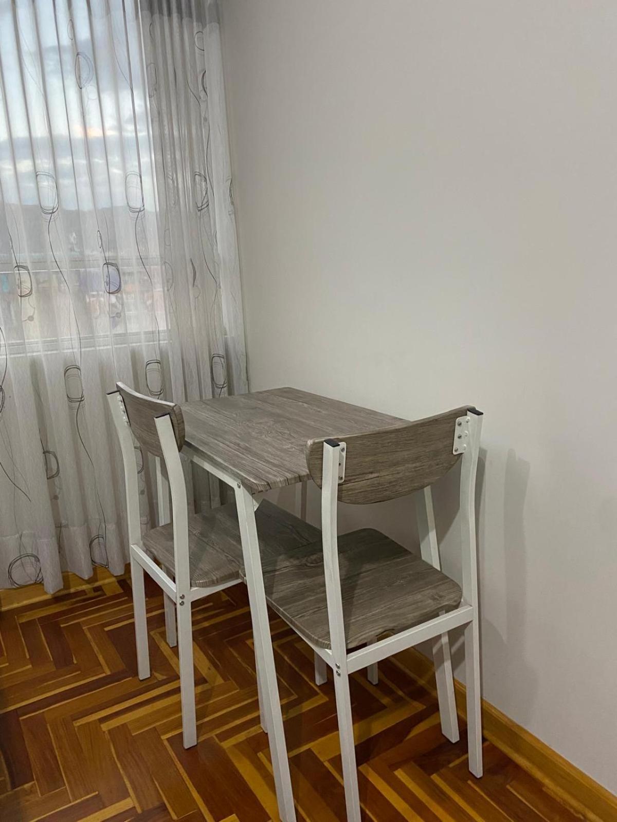 Happy Apartment
