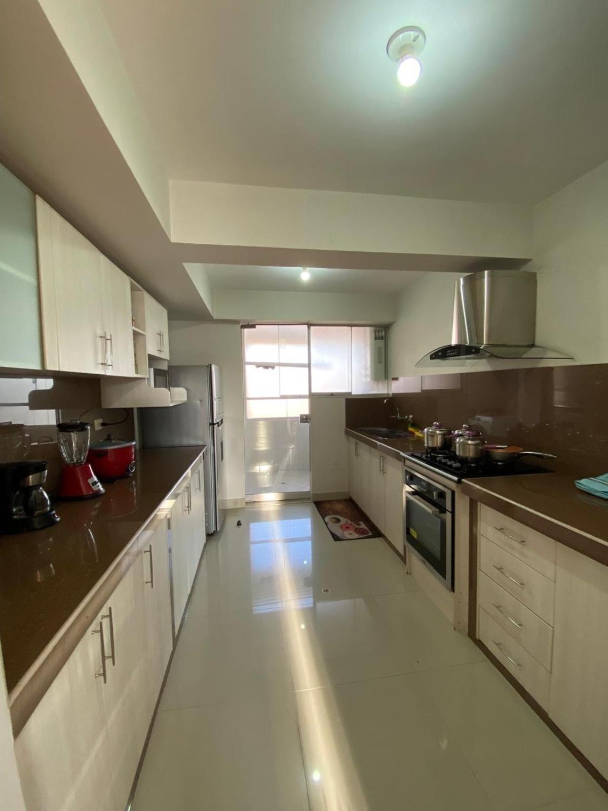 Happy Apartment