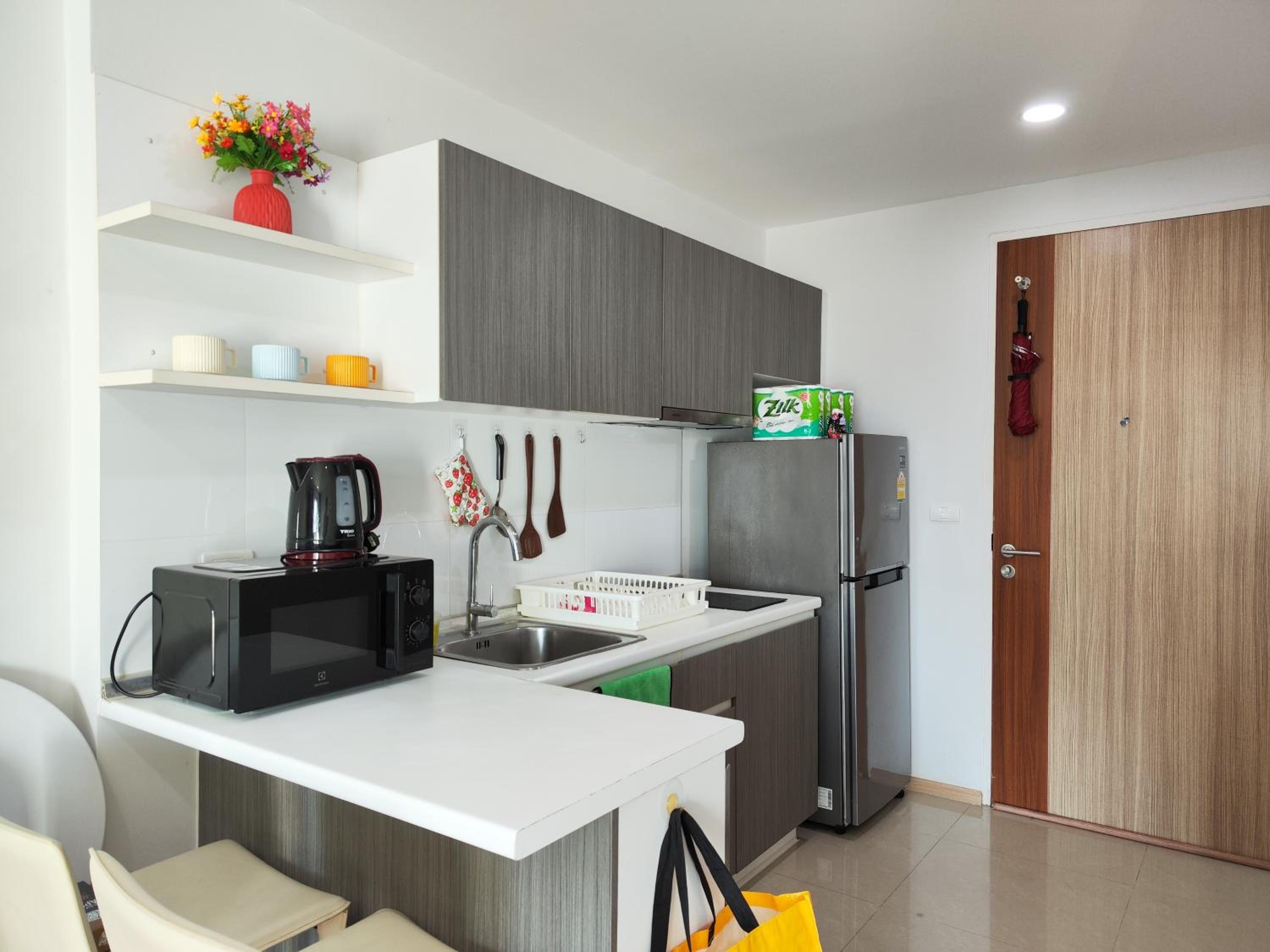 7 Floor - Ozone Condotel near Kata beach by 15 minutes walking