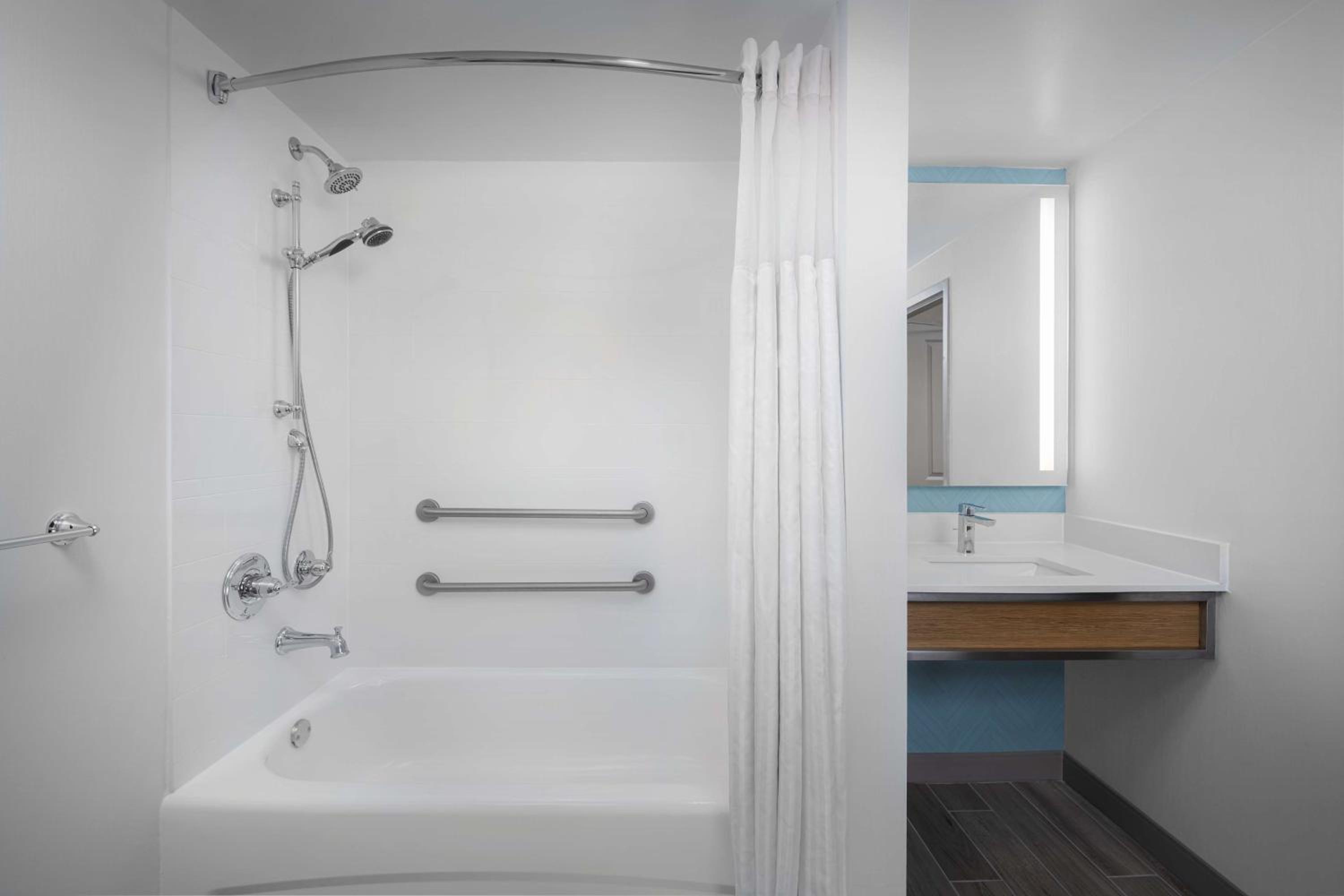 Wilkes-Barre Vacations - Hilton Garden Inn Wilkes-Barre - Property Image 7