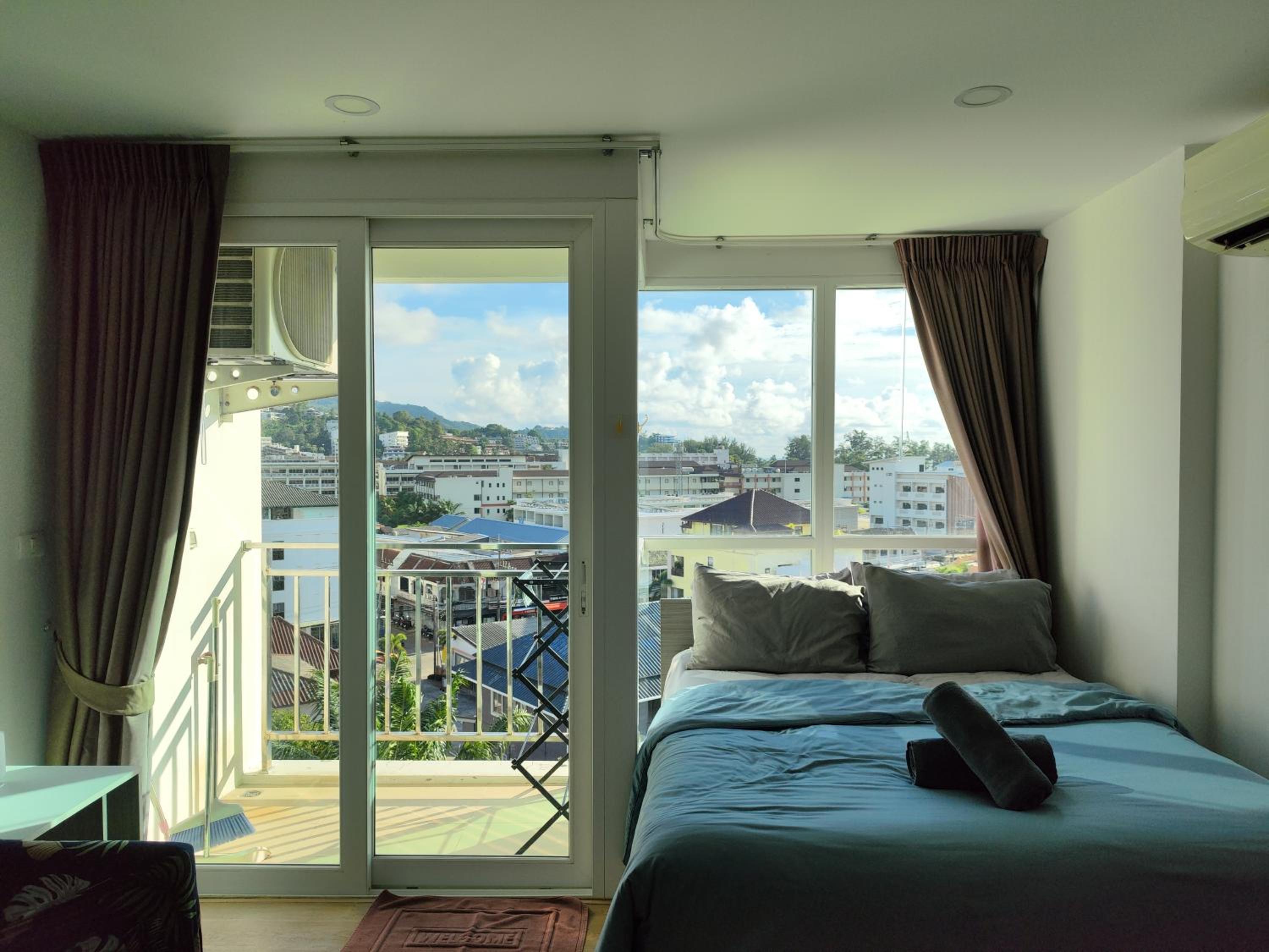 7 Floor - Ozone Condotel near Kata beach by 15 minutes walking
