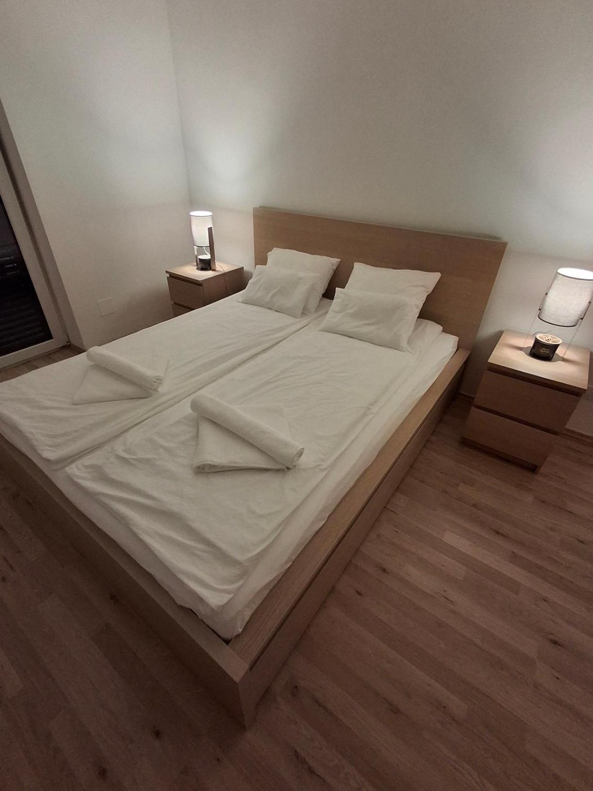 Duna Wellness Apartment view 3