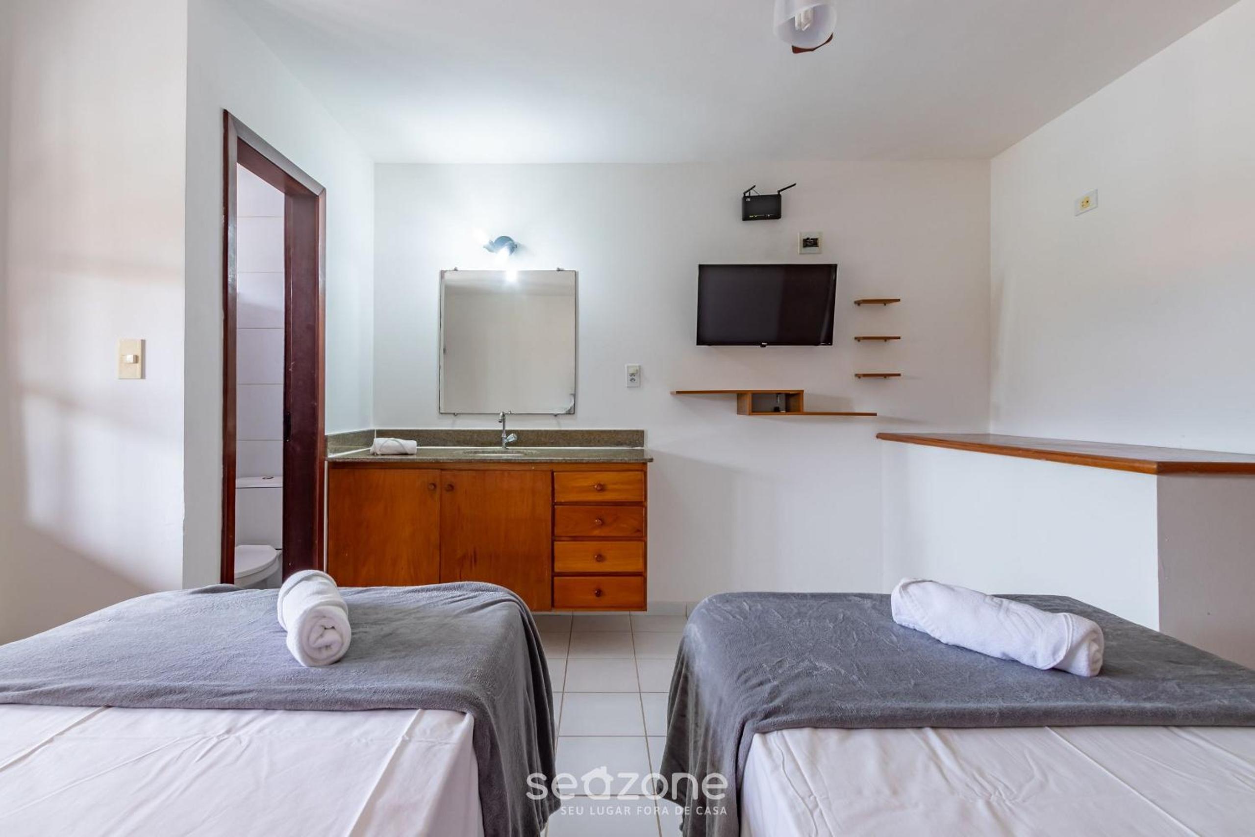 RSMs - Charming Condominium Just 400m from Taperapuan Beach