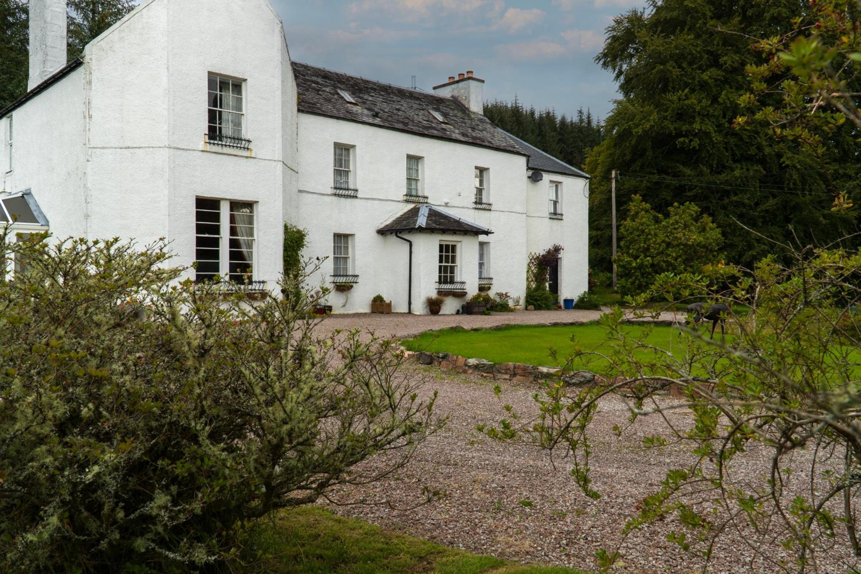 Hotel Killean Farmhouse Cottages - Image 1