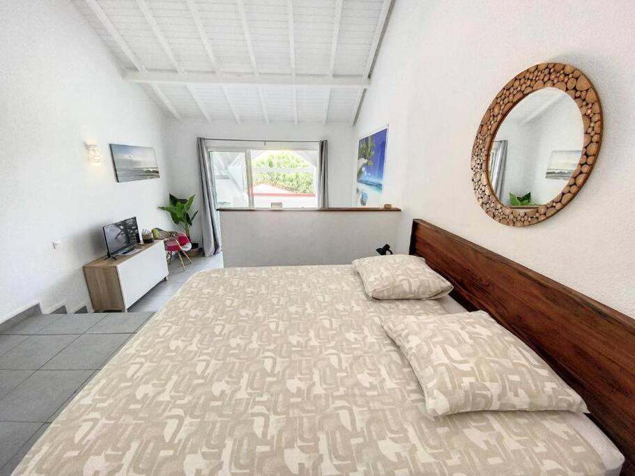 Jolie Suite dans résidence avec piscine view 2