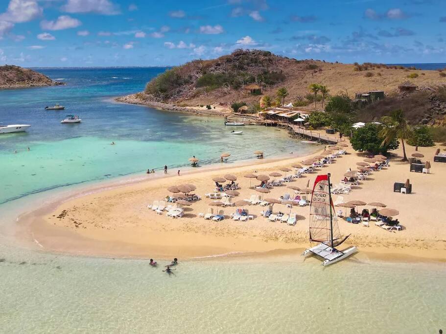 Jolie Suite dans résidence avec piscine view 5