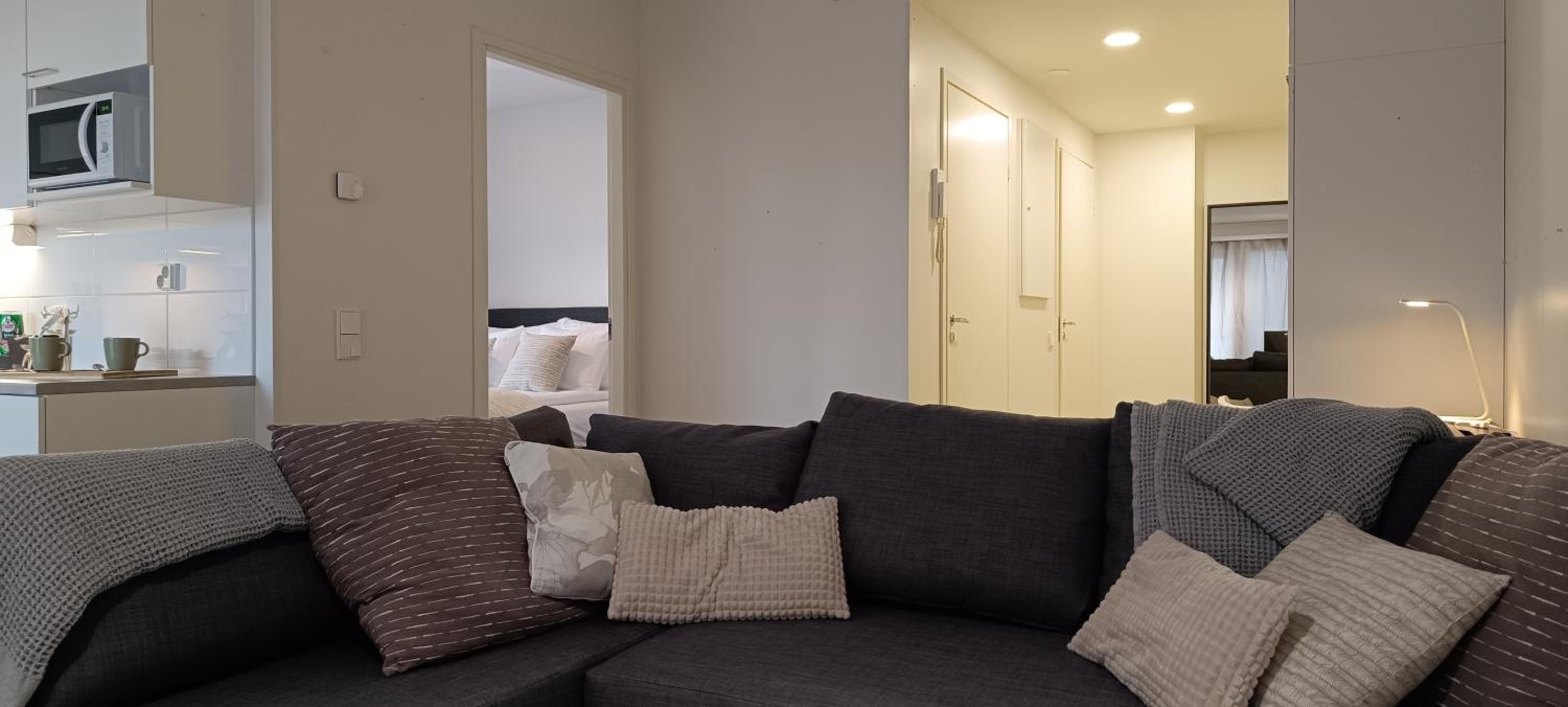 Bright and Cozy Apartment with Private Sauna And Parking