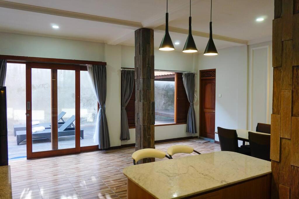 Avishka Villa- 3 BedRoom Private Pool Umalas view 4