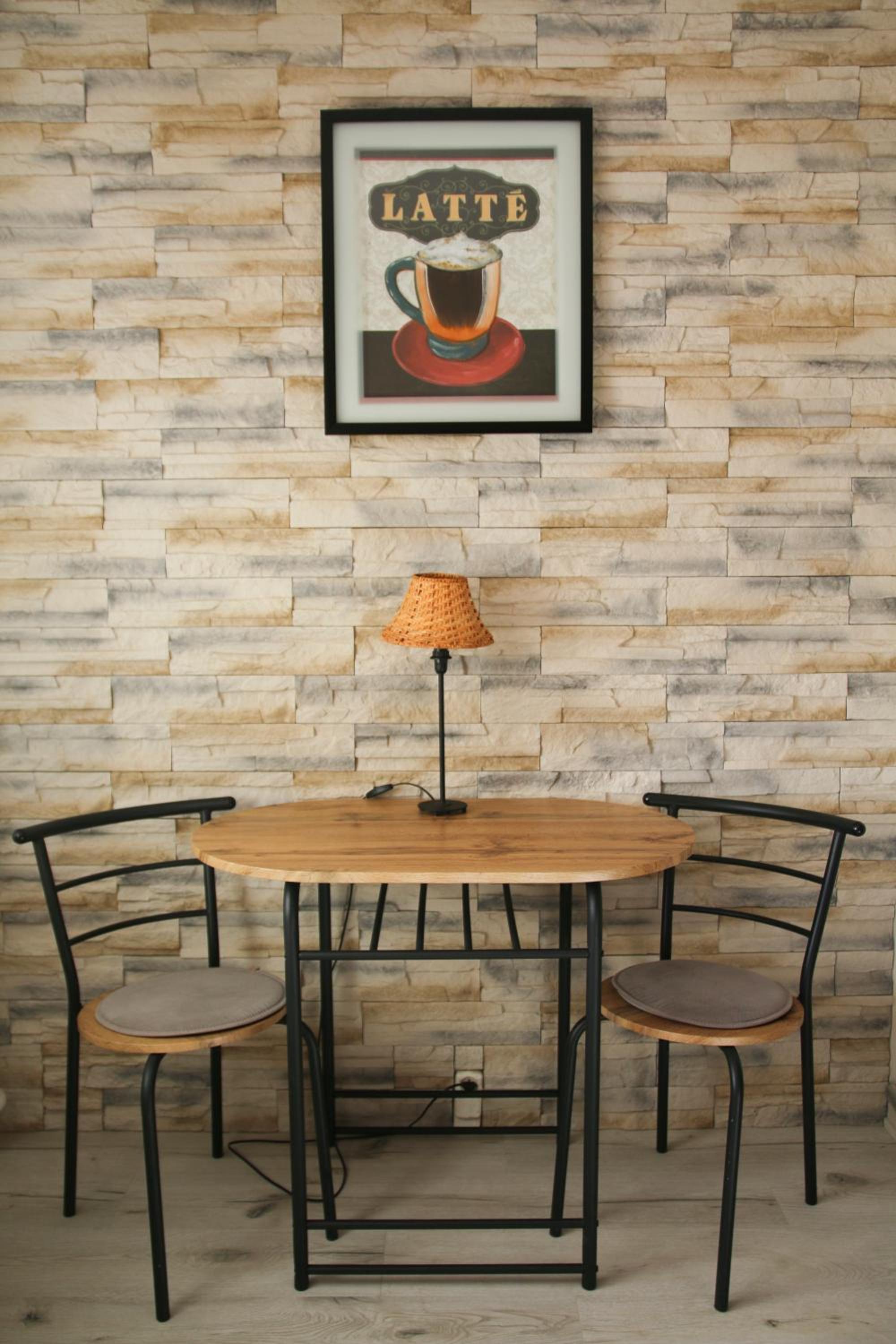 Anna Apartman