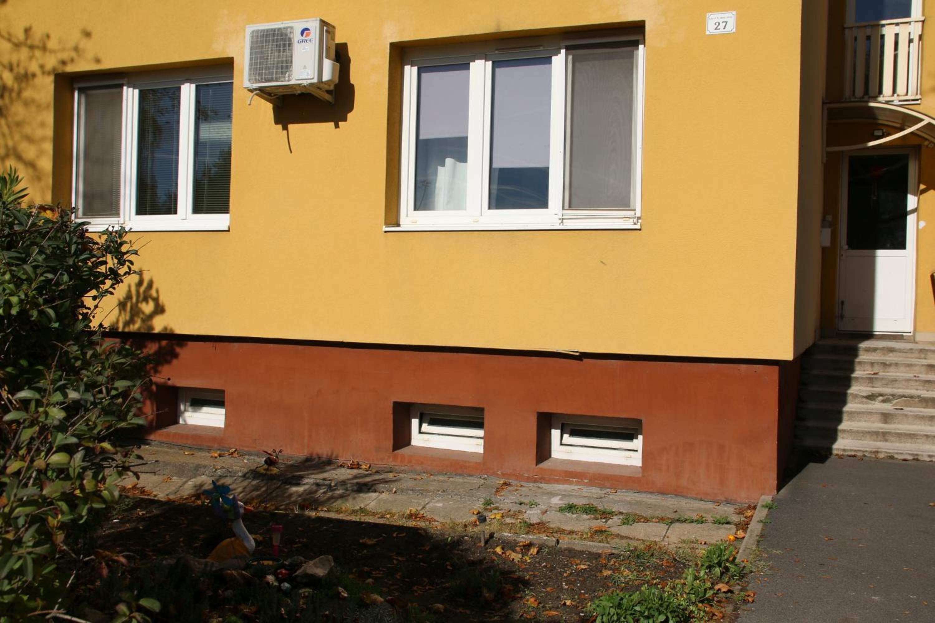 Anna Apartman