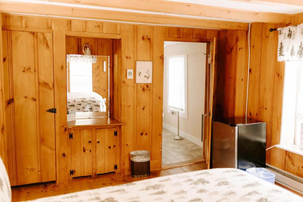 Snowvillage Inn