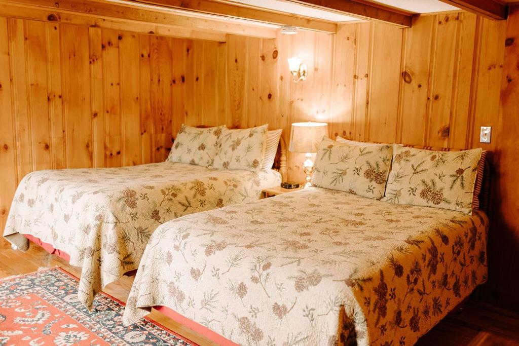 Snowvillage Inn