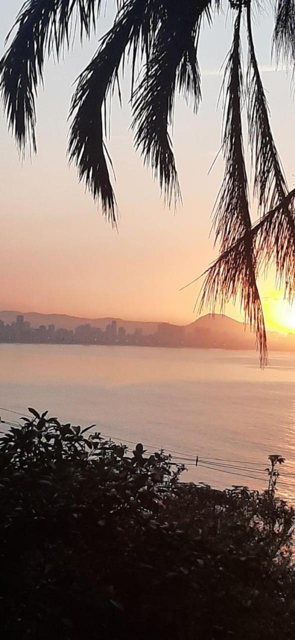 Vista mar da Ilha