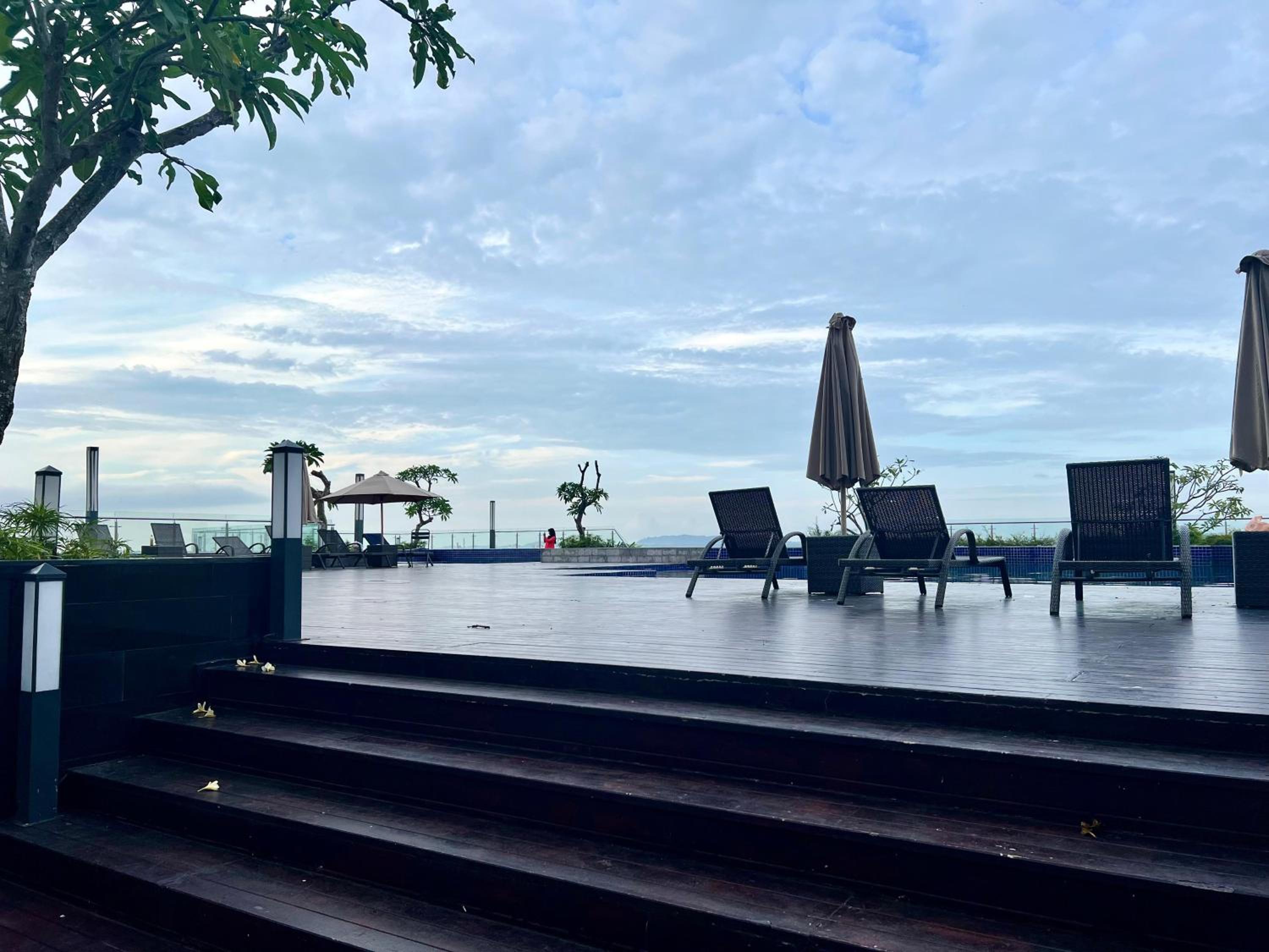 High Rise 2 Bedroom APT at Batam Center view 5