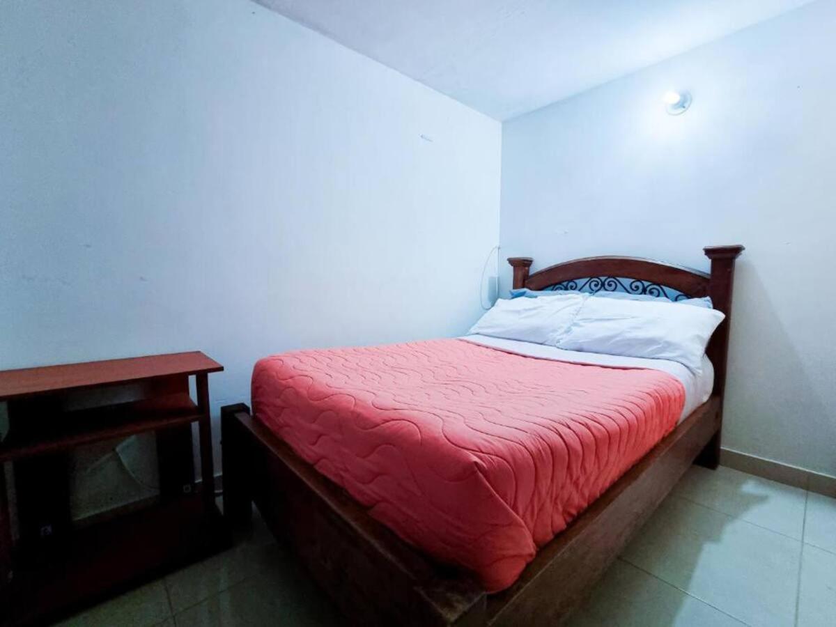 Hostal - Doña Elva a 15 min del aeropuerto