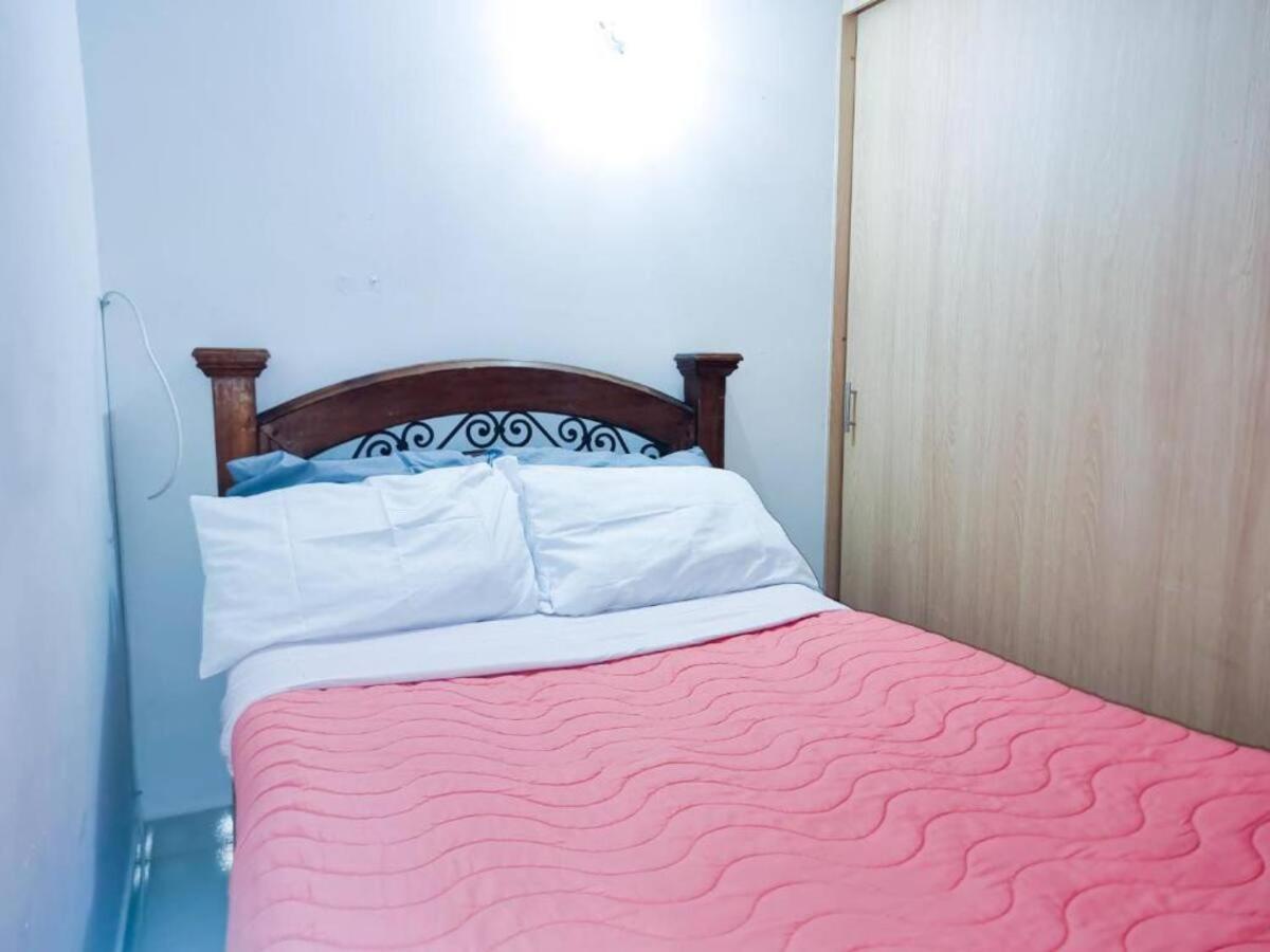 Hostal - Doña Elva a 15 min del aeropuerto