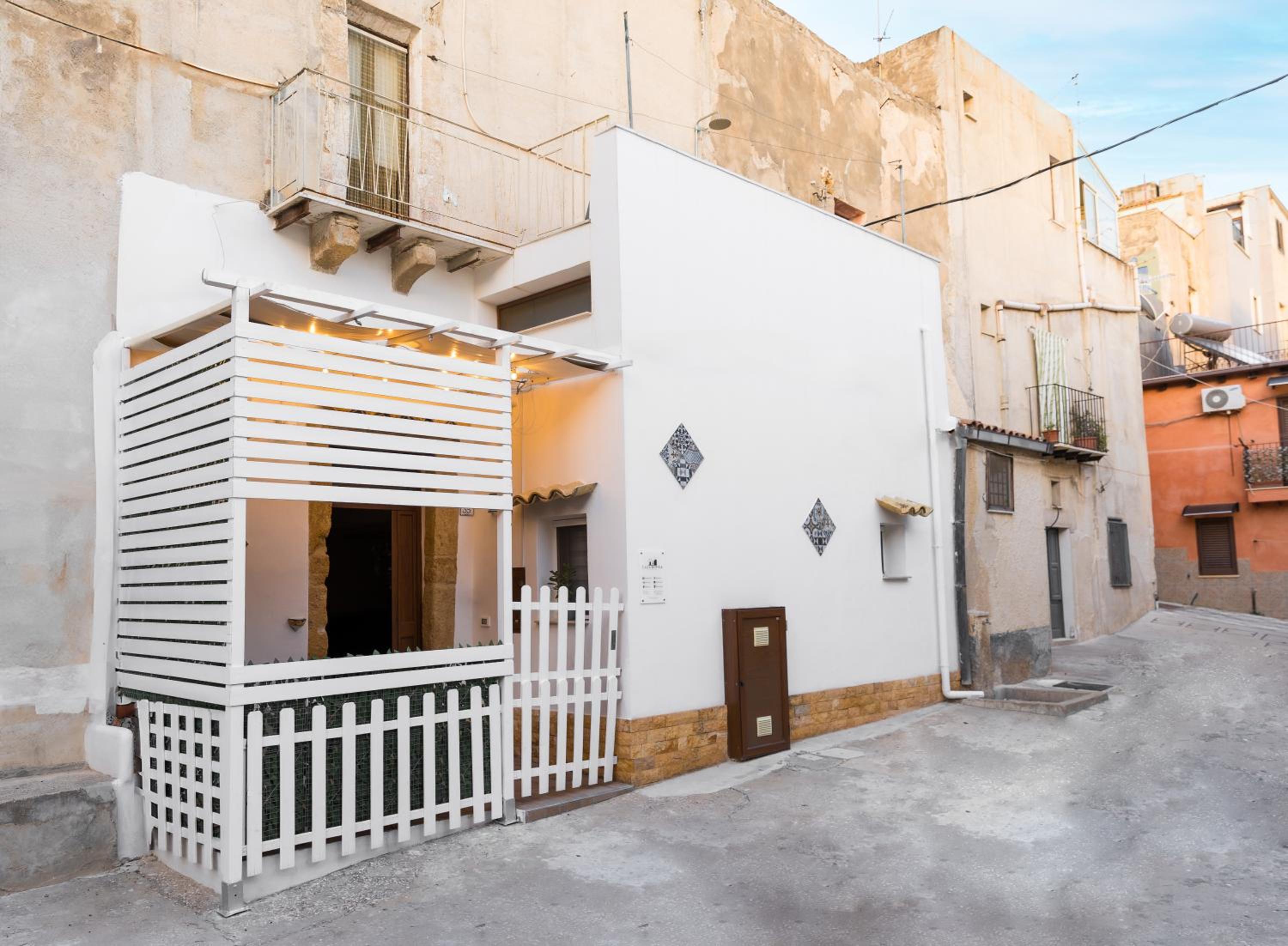Centro Storico Sciacca - Casa Di Pisa Cortile Termine view 3